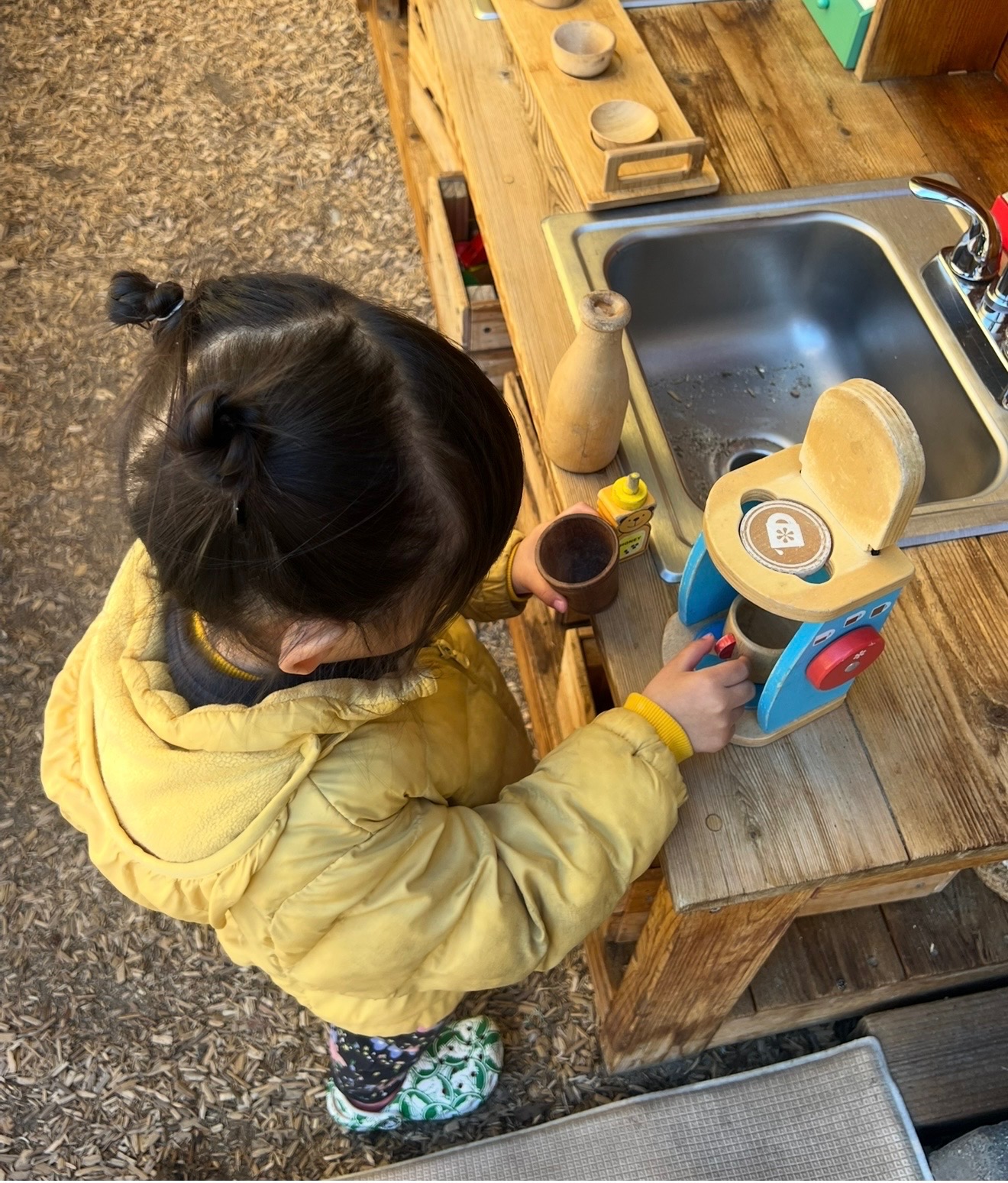A moment from daily life at Sunflower Garden Nursery School